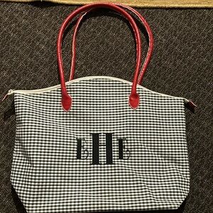 EEH initial embriodered medium tote